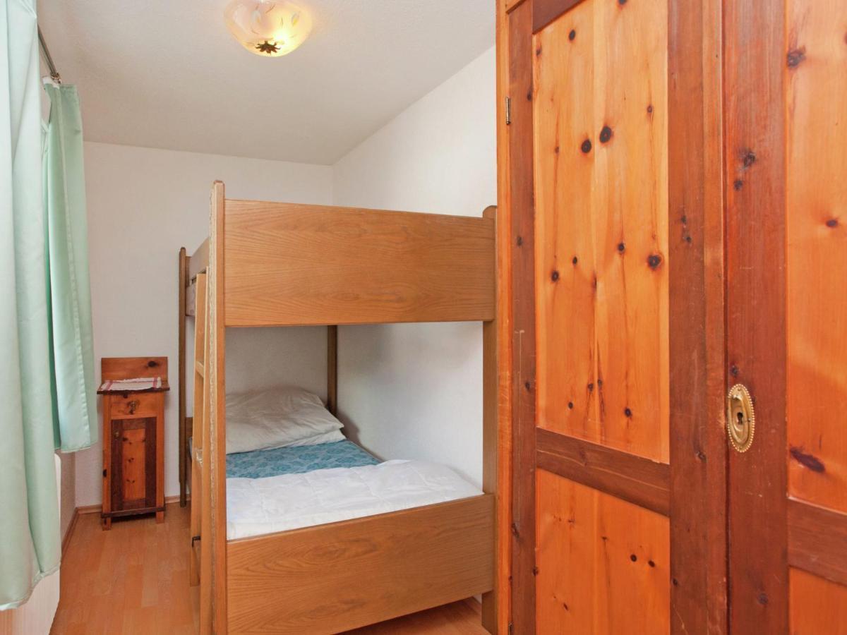 Spacious Holiday Home In Wenns Near Ski Area エクステリア 写真